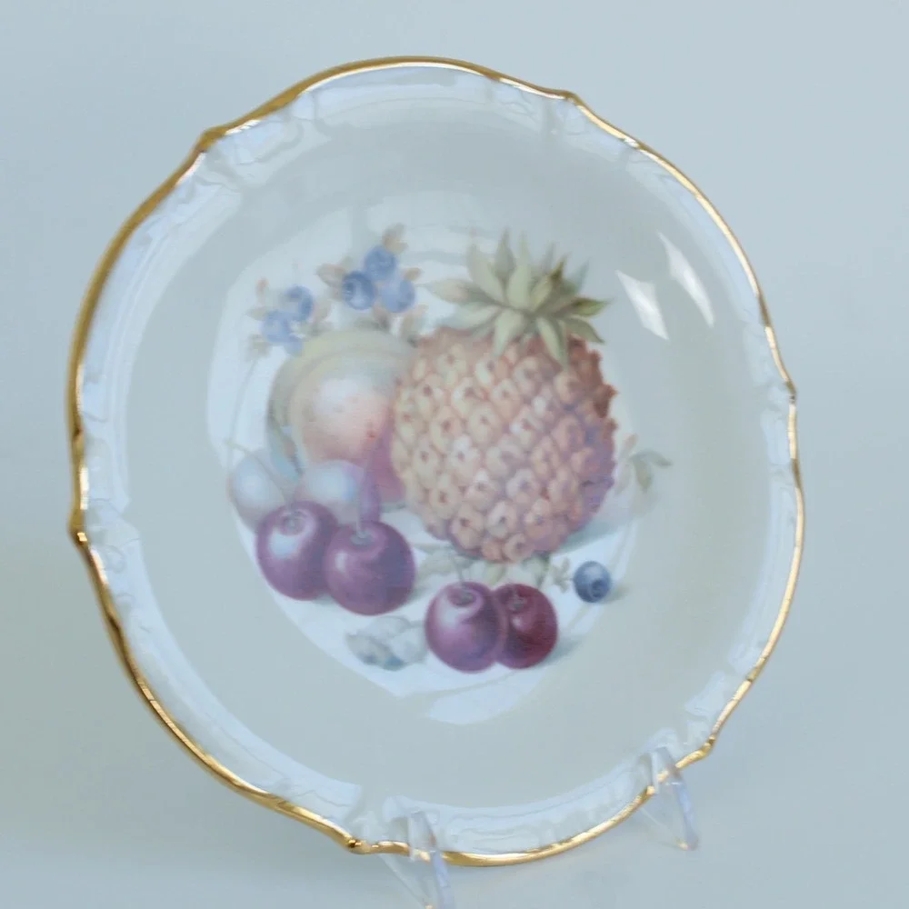 Schumann Arzberg Fruit Motif Porcelain Plate Gold‎ Trim Germany 6.25in Vintage
